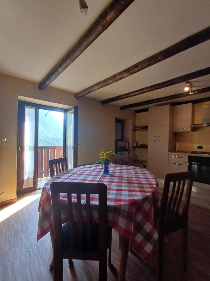 Casa Vacanze Ca' Moreschi Berzo Exteriér fotografie